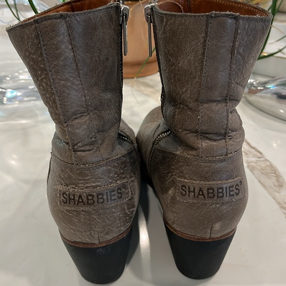 GUC Shabbies Amsterdam leather dark taupe 2” heel distressed look ankle boots - Picture 3 of 15